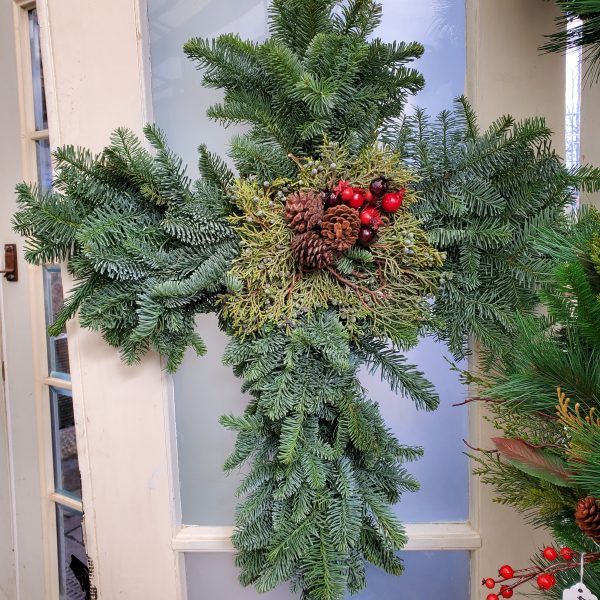 noble-fir-christmas-wreath-cross-holly-days-horsham-ambler-2020